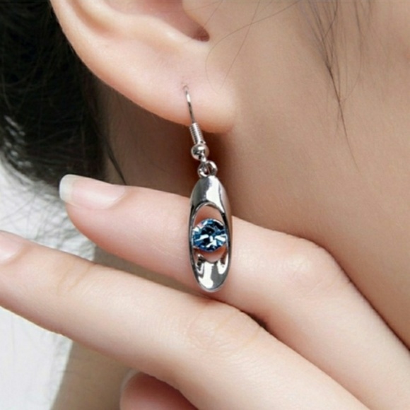 🎀Stunning 925 Crystal Droplet Earrings - Picture 2 of 8